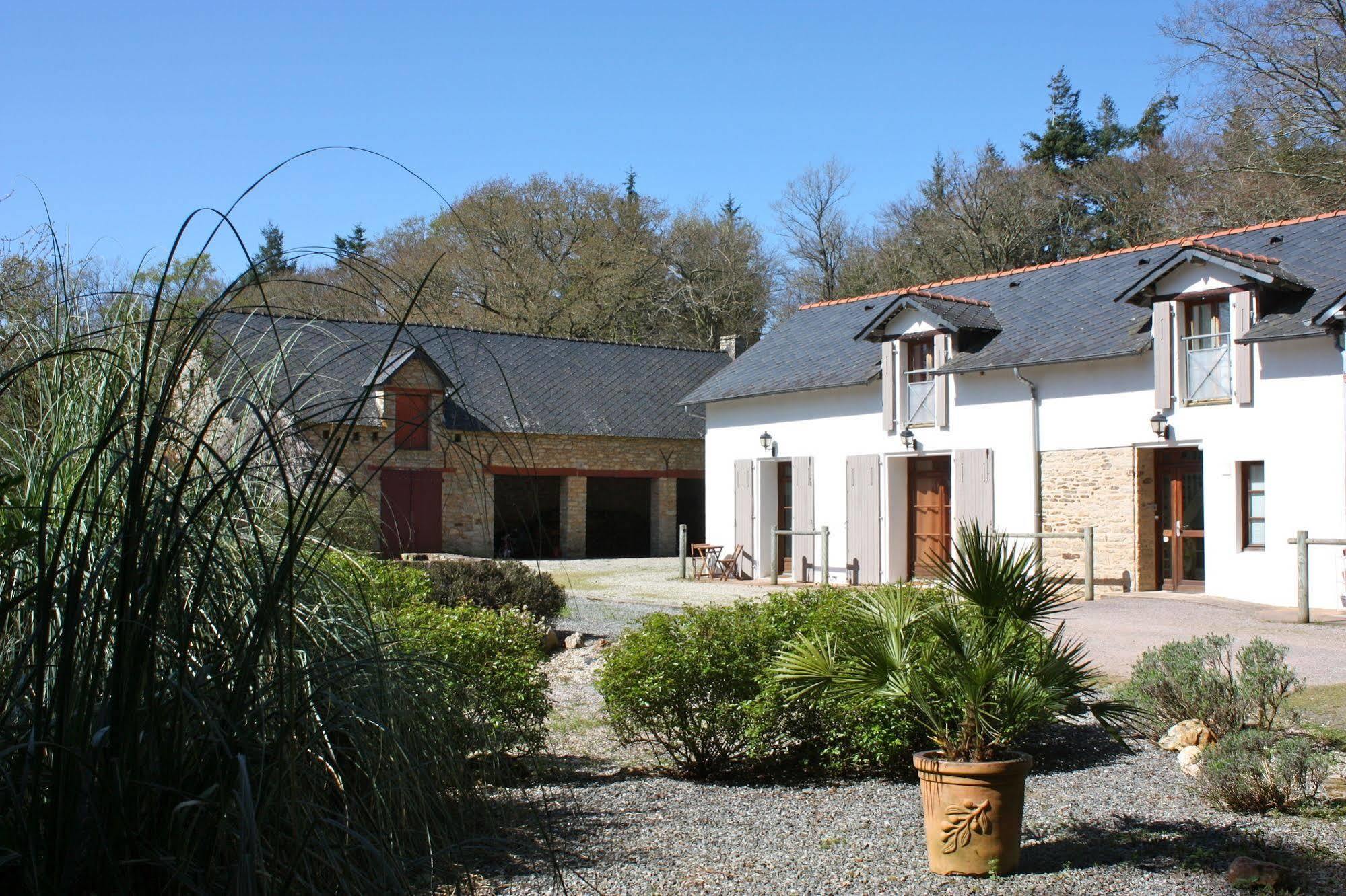 Hotel Domaine De Bodeuc Nivillac Exterior foto